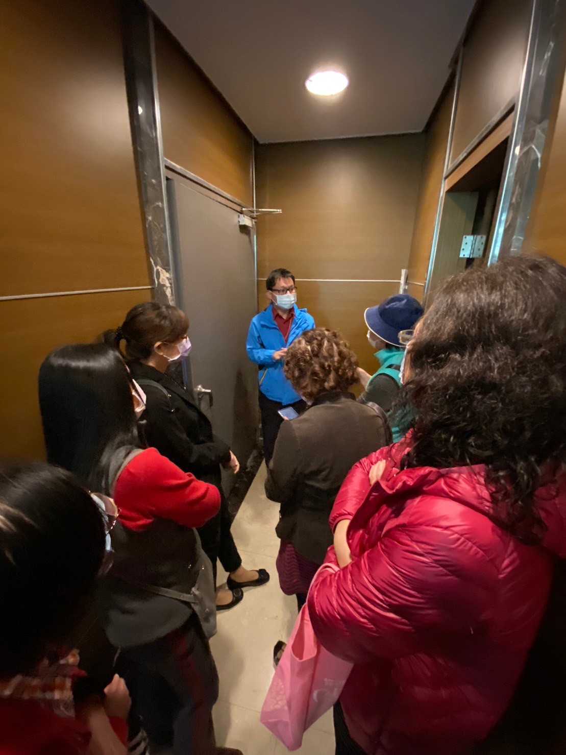 �w��������